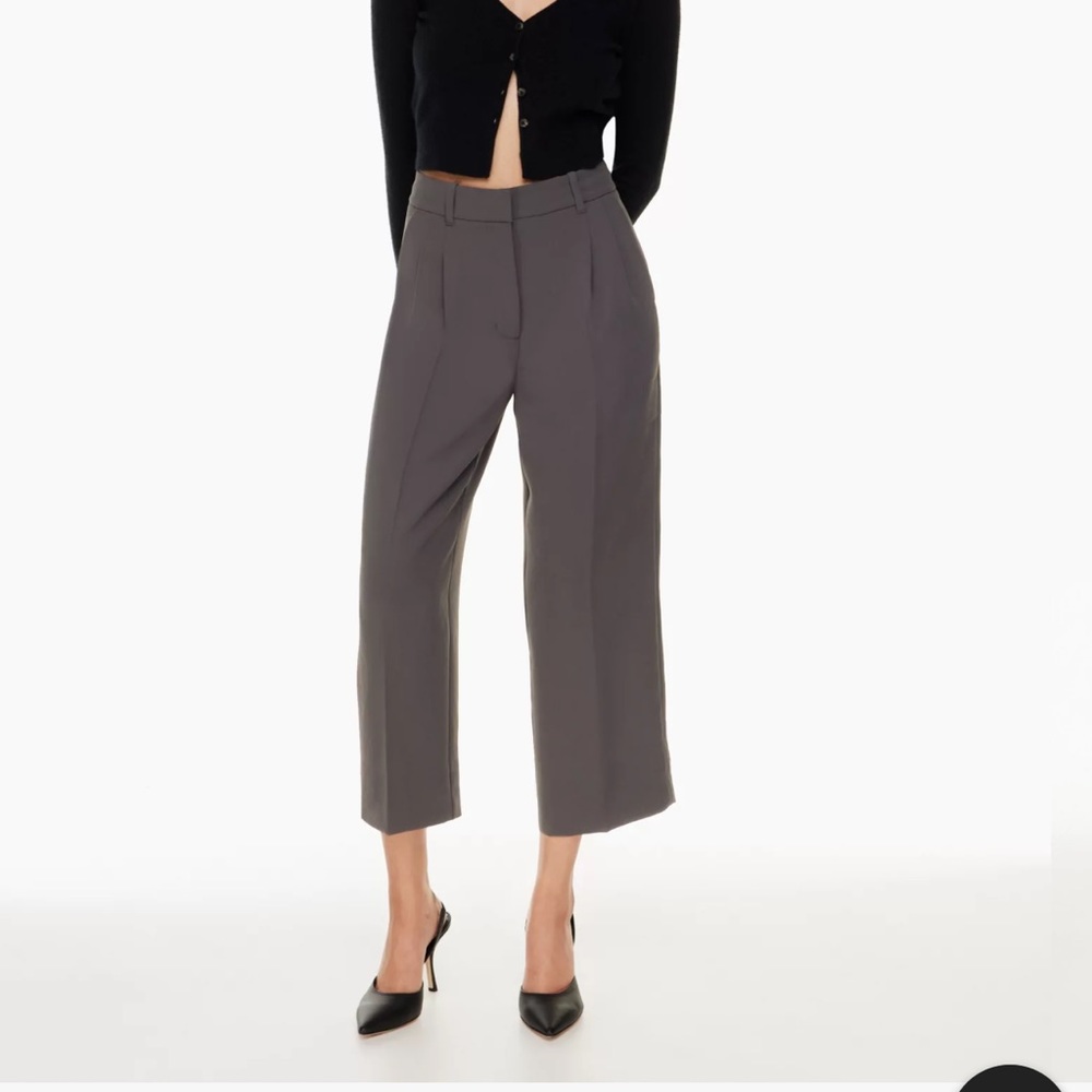 Aritzia Effortless Cropped Pants